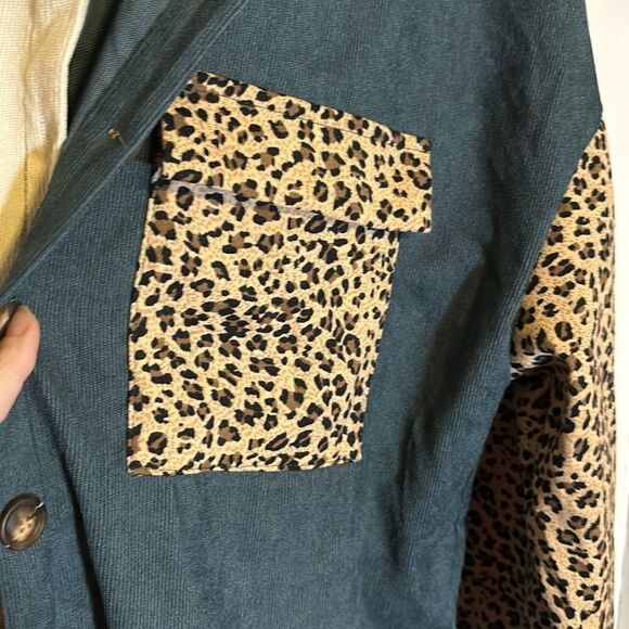Blue and cream animal print patchwork style lightweight button down shirt XL/12 - Picture 3 of 6